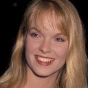 Lara Piper als Viki Amory