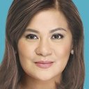 Candy Pangilinan als Divina Tuazon