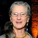 Joyce Payne als Lady