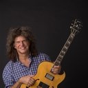 Pat Metheny als Pat Metheny (Lead Guitar)