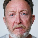 Darren Lawrence als Cliff