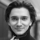 Vladislav Lantratov als Couple in Yellow