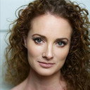 Natasha Quirke als Serena