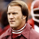 Barry Switzer als Dallas Announcer