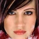 Danielle Brett als Adrienne