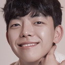 Cheon Dong-been als Lee Chan-hwi