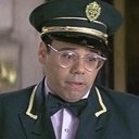 Irving Metzman als Security Guard