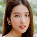 Khả Ngân als Hai Phượng (teenage)
