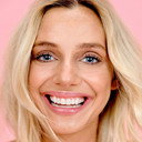 Emilia Daiber als Self - Host