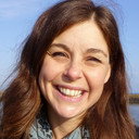 Cassie Newland als Presenter