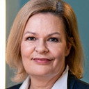 Nancy Faeser als Self