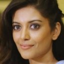 Sangeeta Krishnasamy als Doctor Divya