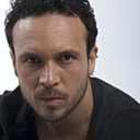 Arnold Cantillo als Javier