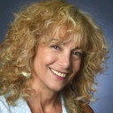 Irit Frank als Betty