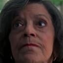 Elaine Hyman als Mrs. Katz