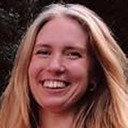 Emilie Aatoft, Costumer