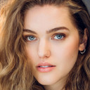 Lucy Wyma als Sabina