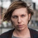 Bronson Webb als Rebel MP