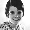 Mona Ray als Pansy 'Mammy' Yokum