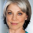Kathleen Gati als Dr. Straus