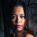 Ria Lina als Self - Host