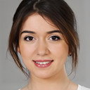 Zeynep Anıl Tatdıran als Funda