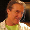 Todd Asayer als Dr.Flug (english voice)