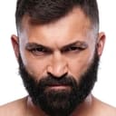 Andrei Arlovski als Russian Mobster (uncredited)