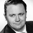 Harry Secombe als Rev. Rhubarb