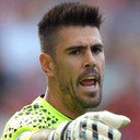 Víctor Valdés als Self