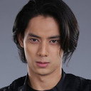 Luis Hontiveros als Devon Rosales