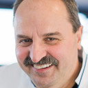 Johann Lafer als Self - Host