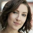 Natasha Straley als Lauren