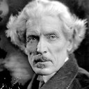 Josef Swickard als The Police Chief