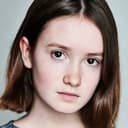 Bronte Carmichael als Young Chloe Morrell