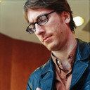 Gordon Winiemko als E. Victor