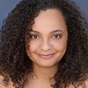 Nastassia Johnson als C&B Girl