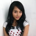Sang Hu als Josephine