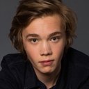 Charlie Plummer als John Paul Getty III