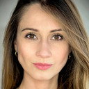 Marcela Ruiz Esparza als Maestra