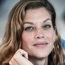 Marie Bäumer als Emilia Bauer