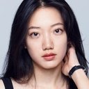 Joo Ga-young als Hyeon-jung