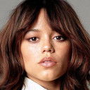 Jenna Ortega als Ridley