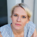 Nadine Boske als Cora
