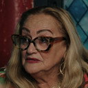 Marie-Antoinette Nicosia als La chanteuse du bar