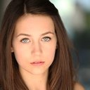 Emma Fuhrmann als Cassie Lang