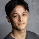 Keanu Uchida als Another Londoner