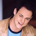 Brian Decaro als Hood