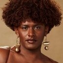 Liniker als Self
