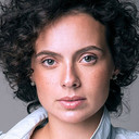 Ana Carolina Machado als Renné